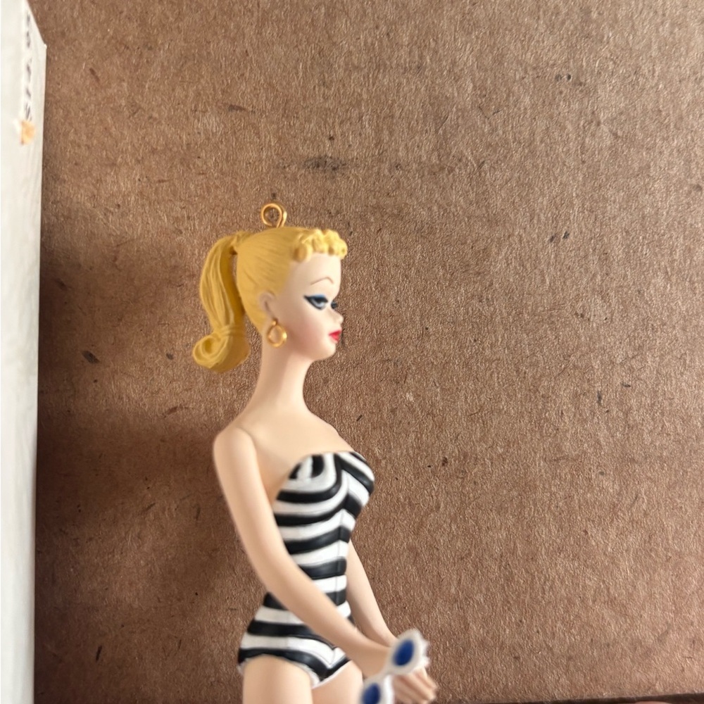 Hallmark 1994 Debut 1959 Barbie Doll Series Christmas Ornament
New in box. - Picture 2 of 5